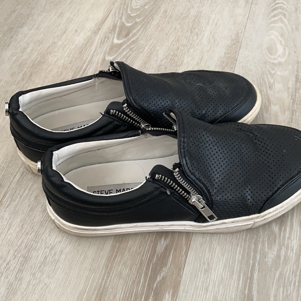 Steve Madden - Picture 4 of 4